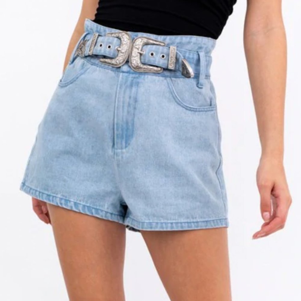 High Waist Buckle Shorts Size Large